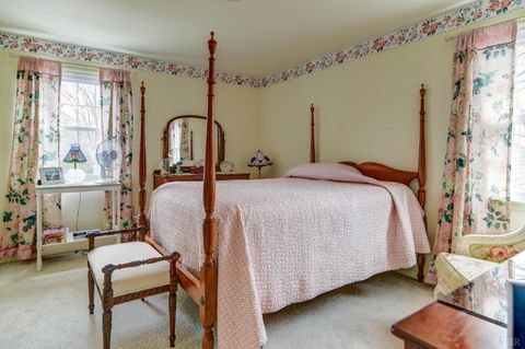 Tiny photo for 1304 Gills Road, Bedford, VA 24523 (MLS # 364976)