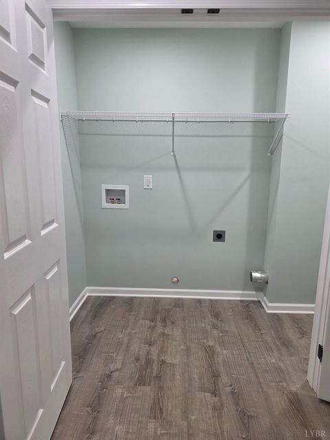Tiny photo for 371 Pettigrew Drive, Concord, VA 24538 (MLS # 366203)