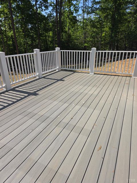 Tiny photo for 371 Pettigrew Drive, Concord, VA 24538 (MLS # 366203)