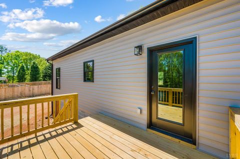 Tiny photo for 1094 Skinnell Mill Road, Bedford, VA 24523 (MLS # 364186)