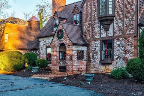 Tiny photo for 1670 Church Street St, Appomattox, VA 24522 (MLS # 364788)