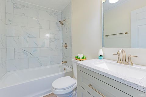 Tiny photo for 1419 Broad Street St, Altavista, VA 24517 (MLS # 364311)