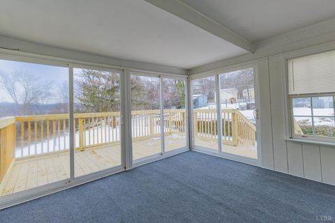 Tiny photo for 1419 Broad Street St, Altavista, VA 24517 (MLS # 364311)