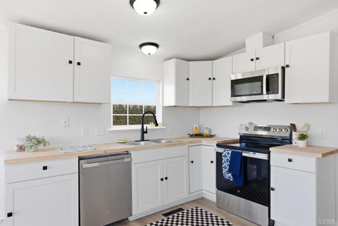 Tiny photo for 55 Chestnut Meadows Drive, Martinsville, VA 24112 (MLS # 364213)