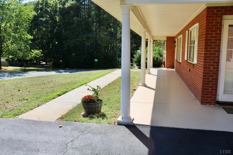 Tiny photo for 121 Gatlin St, Lynchburg, VA 24502 (MLS # 361787)