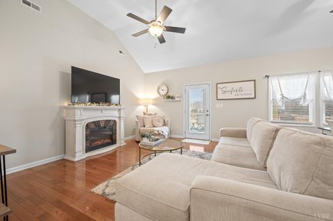 Tiny photo for 208 Stratford Place, Madison Heights, VA 24572 (MLS # 365675)