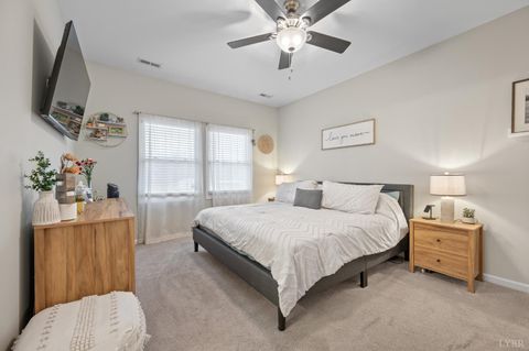 Tiny photo for 208 Stratford Place, Madison Heights, VA 24572 (MLS # 365675)