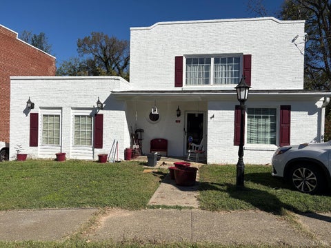 Photo of 116 Lynchburg Avenue, Brookneal, VA 24528 (MLS # 369946)