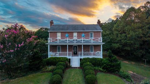 Photo of 3971 Stage Road, Concord, VA 24538 (MLS # 362229) Photo of 3971 Stage Road, Concord, VA 24538 (MLS # 362229)