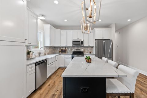 Tiny photo for 2441 River Road, Madison Heights, VA 24572 (MLS # 362784)