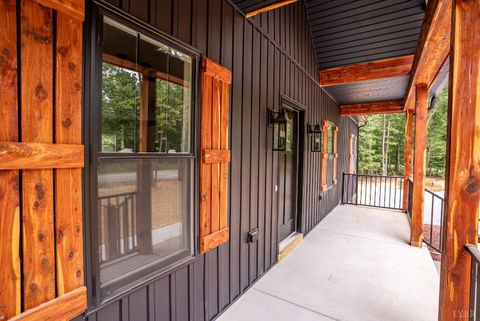 Tiny photo for 594 Community Road, Dillwyn, VA 23936 (MLS # 362619)