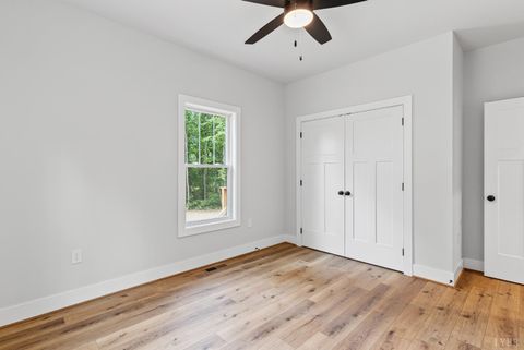Tiny photo for 594 Community Road, Dillwyn, VA 23936 (MLS # 362619)