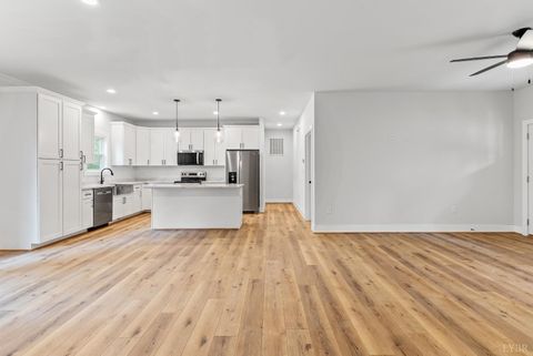 Tiny photo for 594 Community Road, Dillwyn, VA 23936 (MLS # 362619)