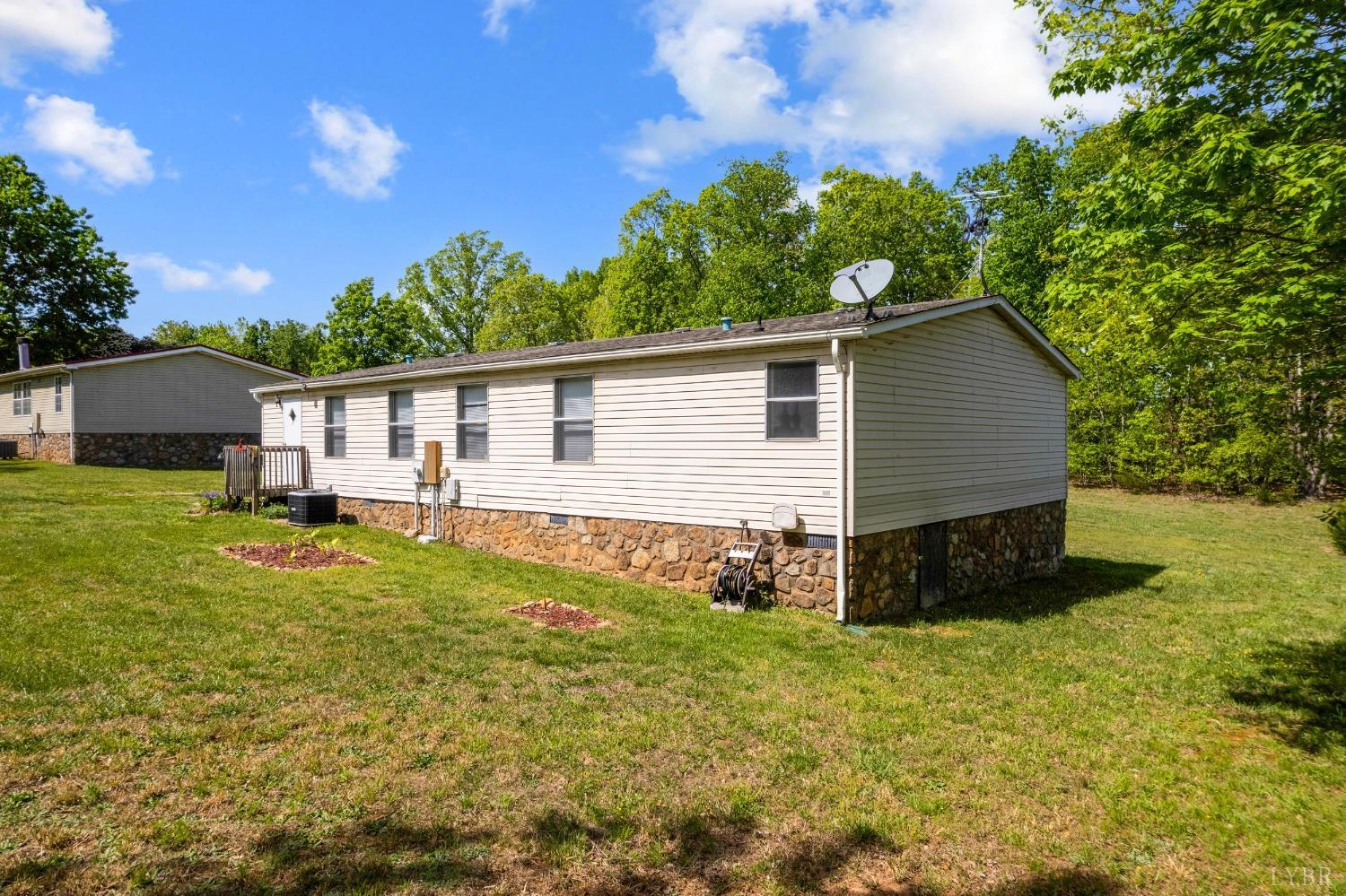 113 Carwile Rd Rd, Rustburg, Virginia image 2