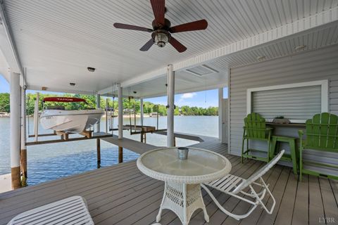 Tiny photo for 630 Forest Shores Road, Wirtz, VA 24184 (MLS # 366491)