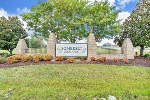 Tiny photo for 2327 COLBY DRIVE Dr, Forest, VA 24551 (MLS # 362235)