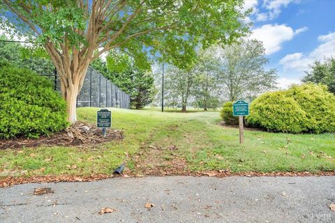 Tiny photo for 2327 COLBY DRIVE Dr, Forest, VA 24551 (MLS # 362235)