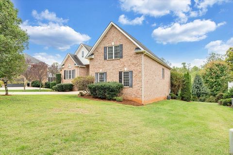 Tiny photo for 2327 COLBY DRIVE Dr, Forest, VA 24551 (MLS # 362235)
