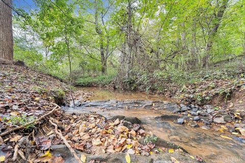 Tiny photo for 2327 COLBY DRIVE Dr, Forest, VA 24551 (MLS # 362235)