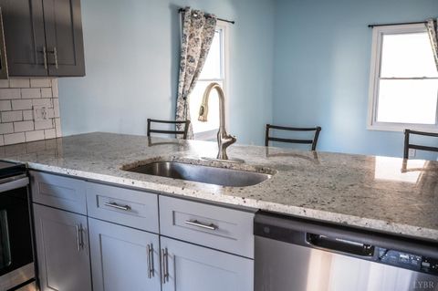 Tiny photo for 3428 Richmond St. St, Lynchburg, VA 24501 (MLS # 364927)