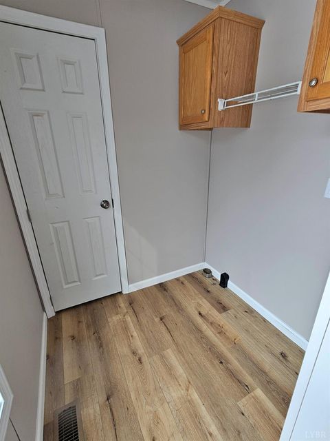 Tiny photo for 2365 Trent Hatchery Road, Appomattox, VA 24522 (MLS # 364329)