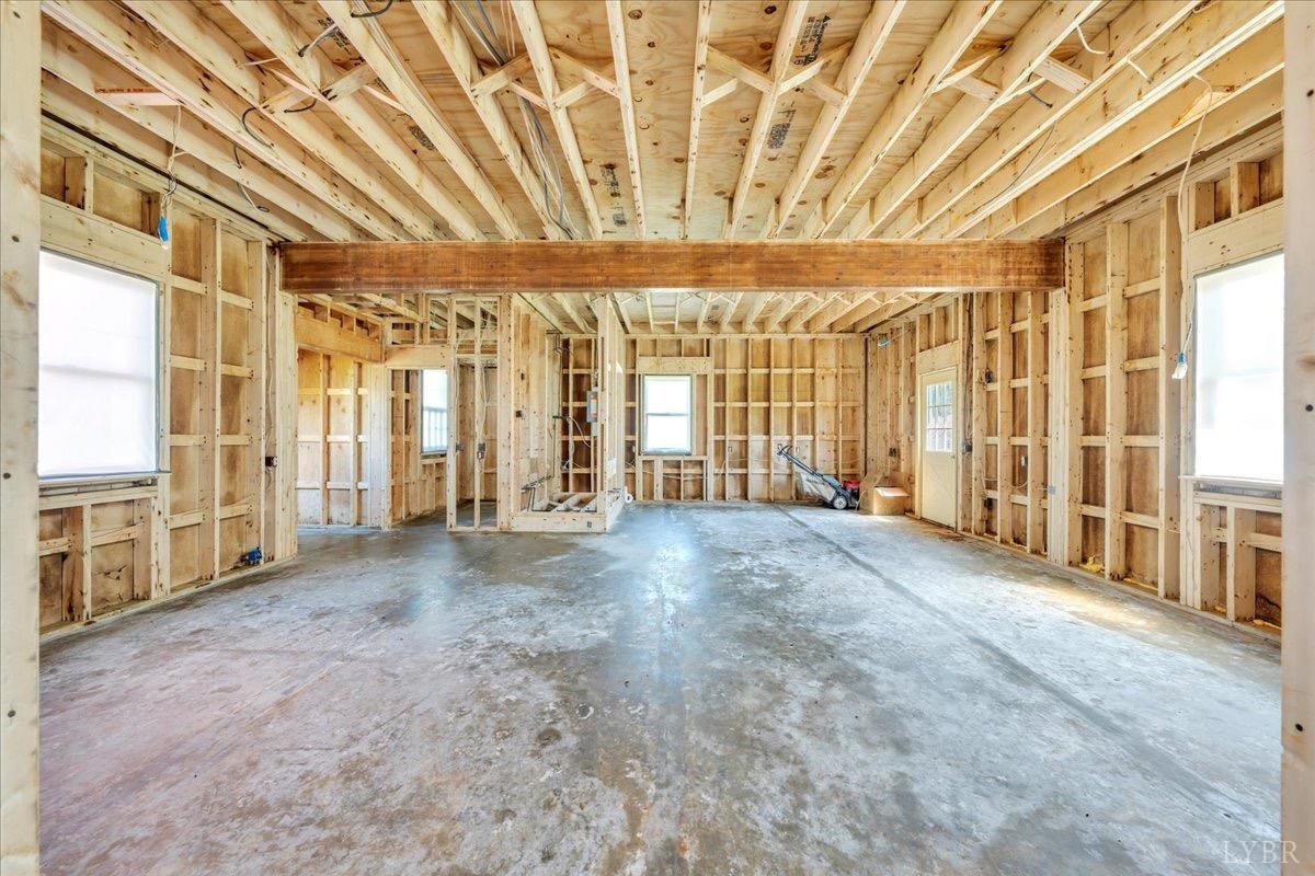 103 Crestview Road, Wirtz, Virginia image 3
