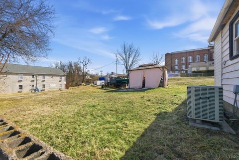 Tiny photo for 2034 Garfield Avenue, Lynchburg, VA 24501 (MLS # 364556)
