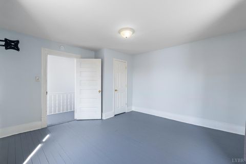 Tiny photo for 2034 Garfield Avenue, Lynchburg, VA 24501 (MLS # 364556)