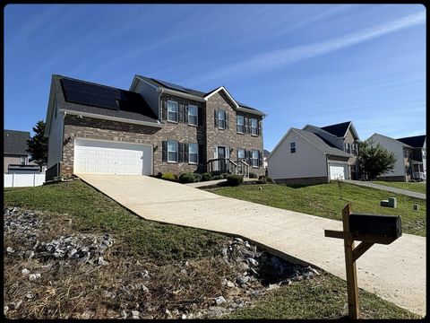 Photo of 189 Traverse Drive, Evington, VA 24550 (MLS # 363057)