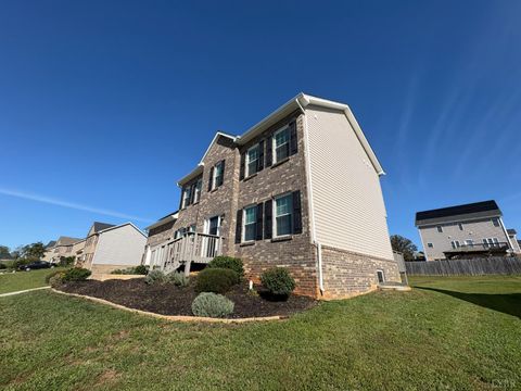 Tiny photo for 189 Traverse Drive, Evington, VA 24550 (MLS # 363057)