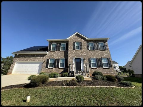 Tiny photo for 189 Traverse Drive, Evington, VA 24550 (MLS # 363057)