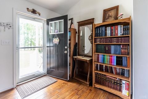 Tiny photo for 7099 Oakville Road, Appomattox, VA 24522 (MLS # 362431)