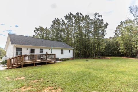 Tiny photo for 7099 Oakville Road, Appomattox, VA 24522 (MLS # 362431)