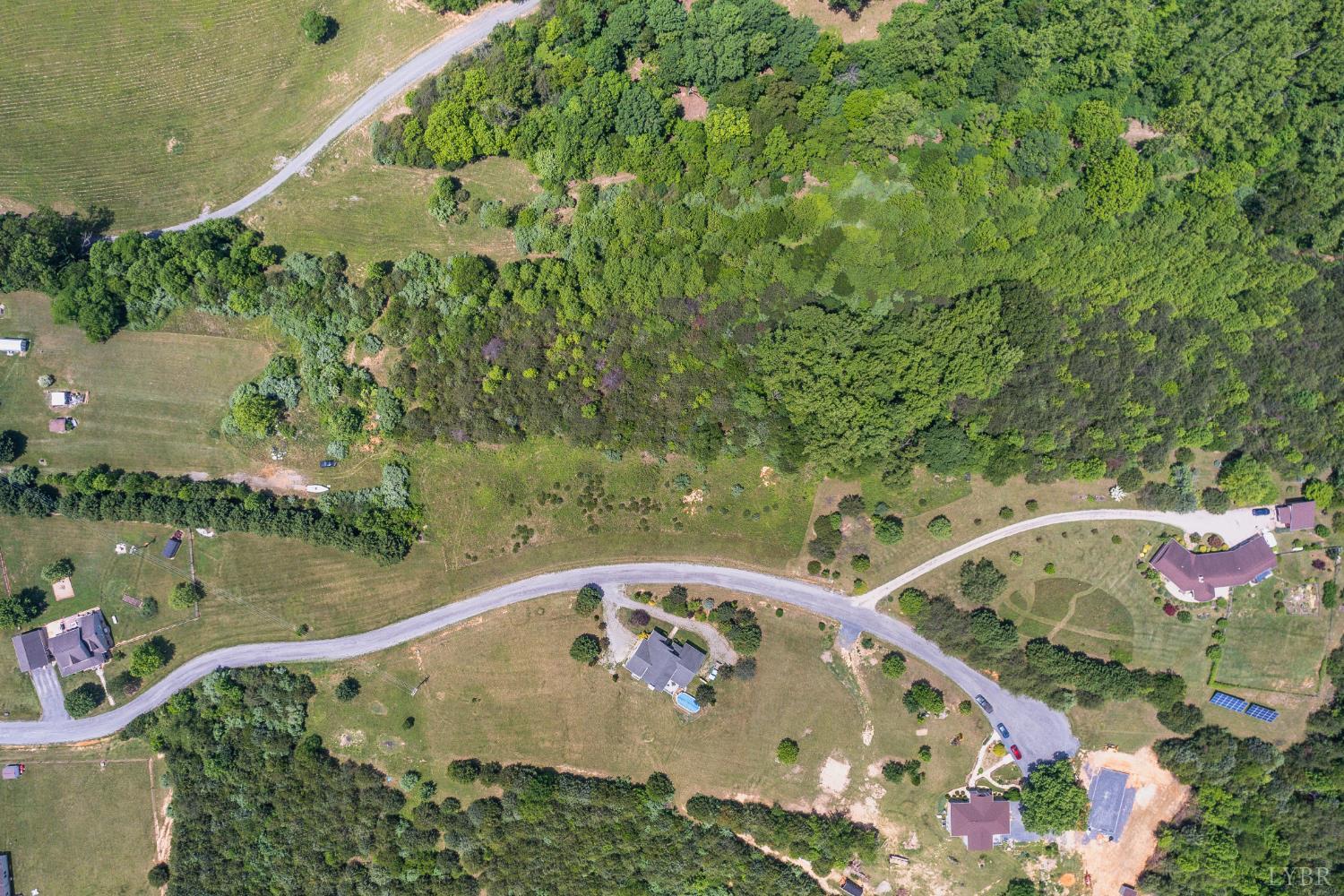 Meadow Grove Drive, Lexington, Virginia image 2