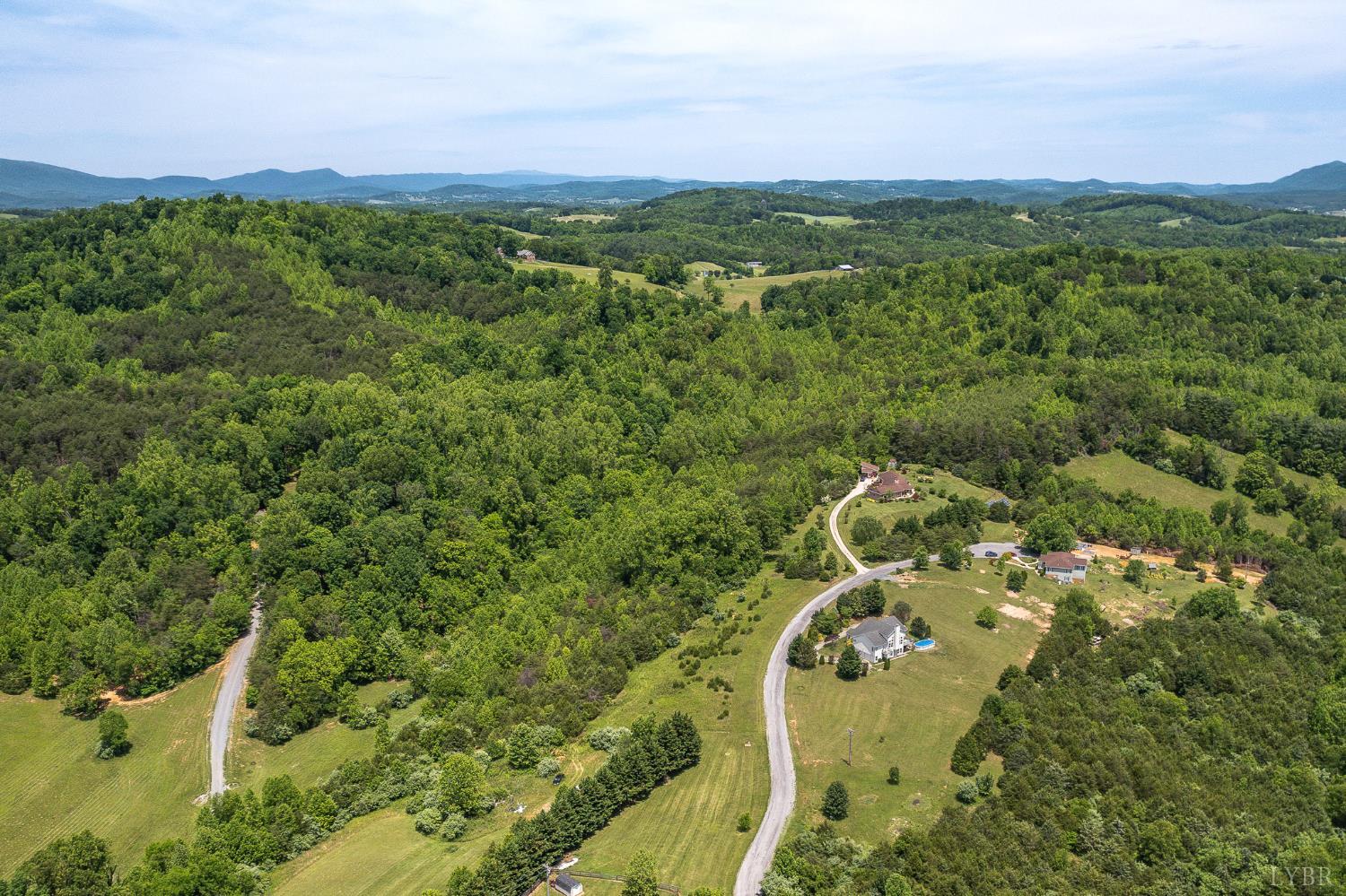 Meadow Grove Drive, Lexington, Virginia image 10