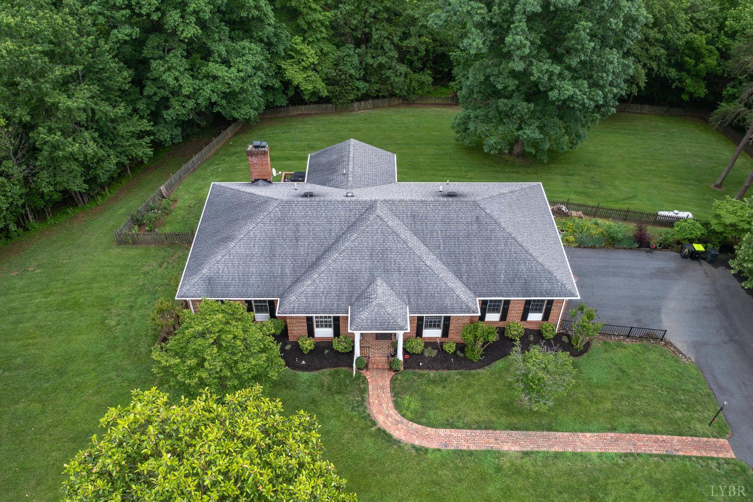 297 Berg Drive, Madison Heights, Virginia image 4