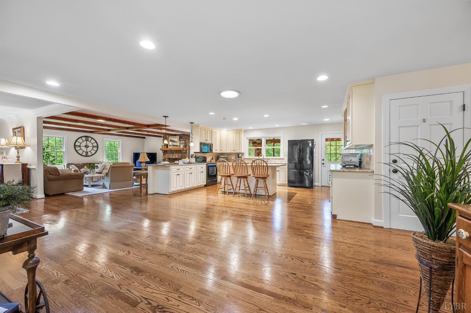 297 Berg Drive, Madison Heights, Virginia image 12