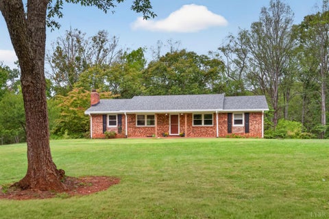 Homes For Sale - 11094 Leesville Road Rd<br/> Campbell County, Evington, VA 24550