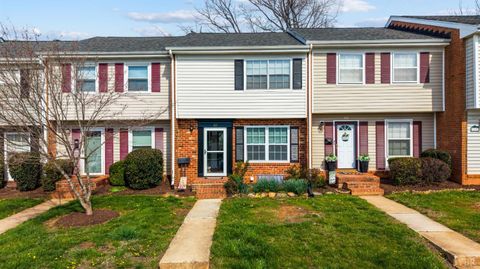 Tiny photo for 111 Kettering Lane, Lynchburg, VA 24501 (MLS # 365427)
