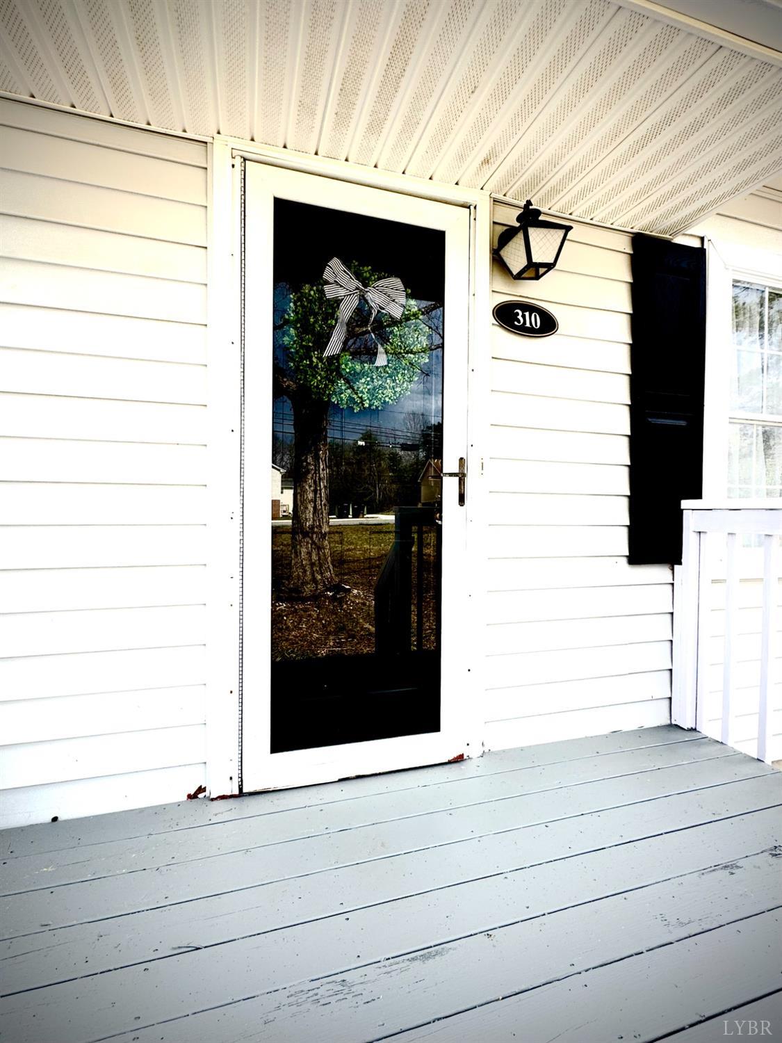 310 Lee Grant Avenue, Appomattox, Virginia image 4