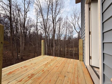 Tiny photo for 4 Crockett Road, Forest, VA 24551 (MLS # 364770)