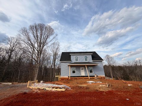 Photo of 4 Crockett Road, Forest, VA 24551 (MLS # 364770)