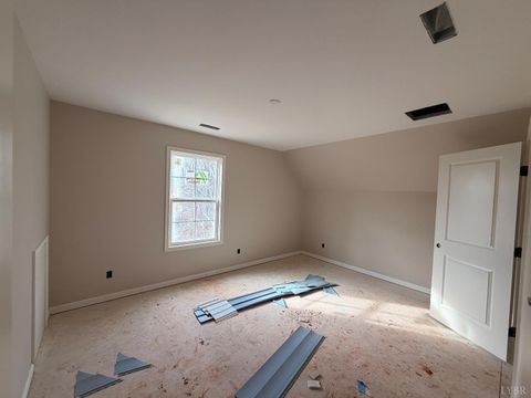 Tiny photo for 4 Crockett Road, Forest, VA 24551 (MLS # 364770)