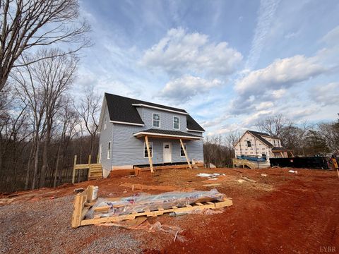 Tiny photo for 4 Crockett Road, Forest, VA 24551 (MLS # 364770)