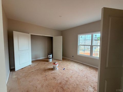 Tiny photo for 4 Crockett Road, Forest, VA 24551 (MLS # 364770)