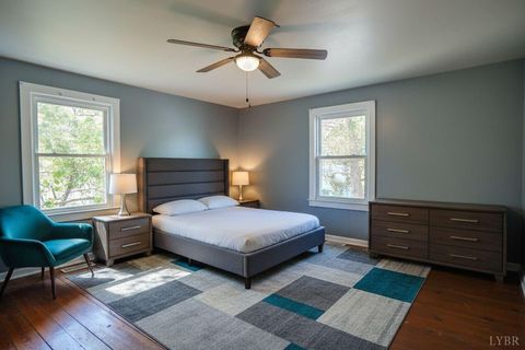 Tiny photo for 920 Cabell Street, Lynchburg, VA 24504 (MLS # 366455)