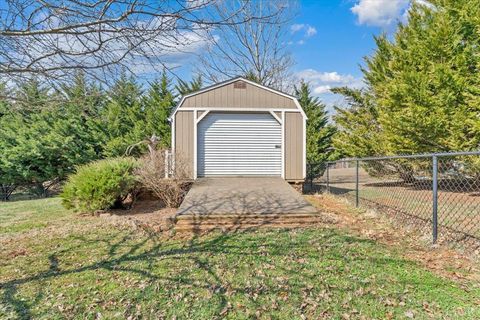 Tiny photo for 1017 Hooper Woods Drive, Forest, VA 24551 (MLS # 364893)