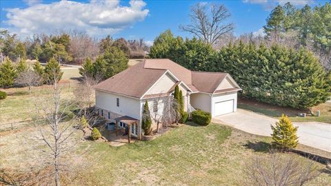 Tiny photo for 1017 Hooper Woods Drive, Forest, VA 24551 (MLS # 364893)