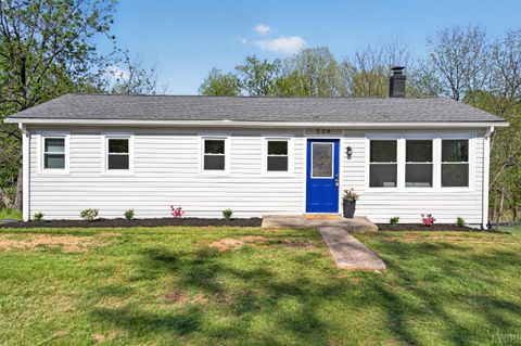 Tiny photo for 228 Chapel Lane, Lynchburg, VA 24501 (MLS # 365731)