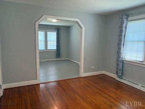 Tiny photo for 10703 Richmond Highway, Lynchburg, VA 24504 (MLS # 366719)